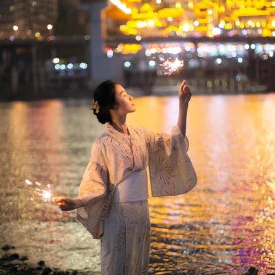 夜景模特
