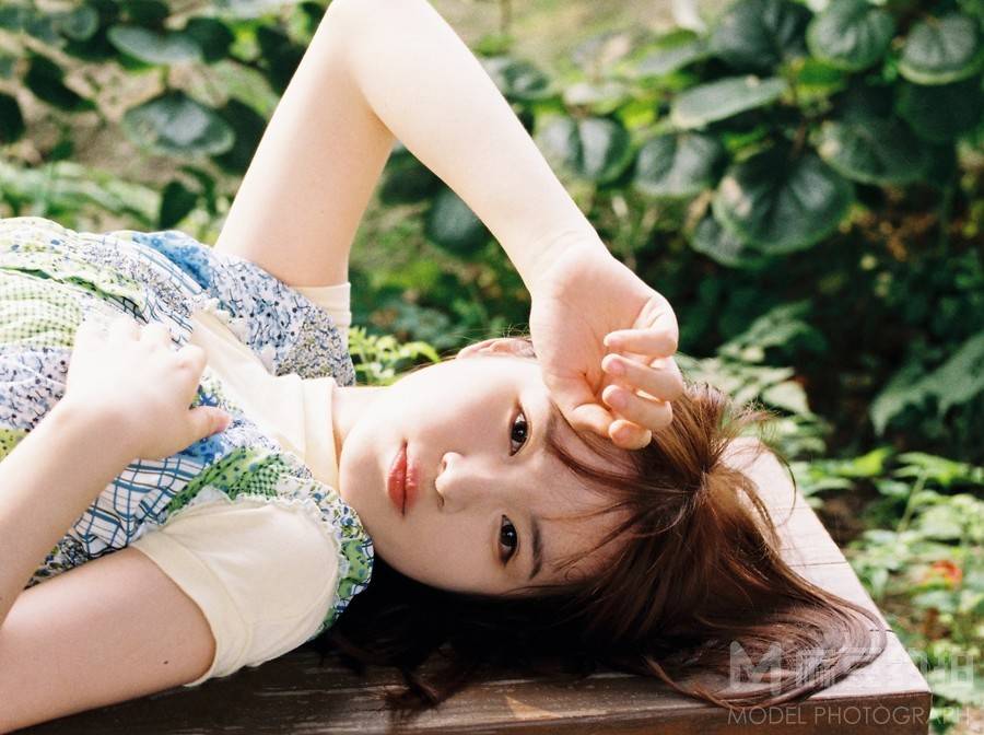 胶片模特