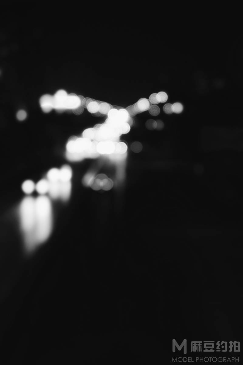 黑白模特