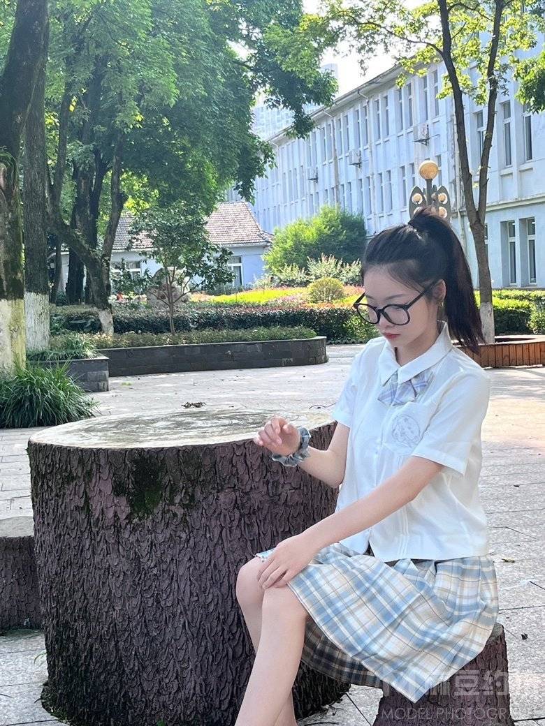 校园模特