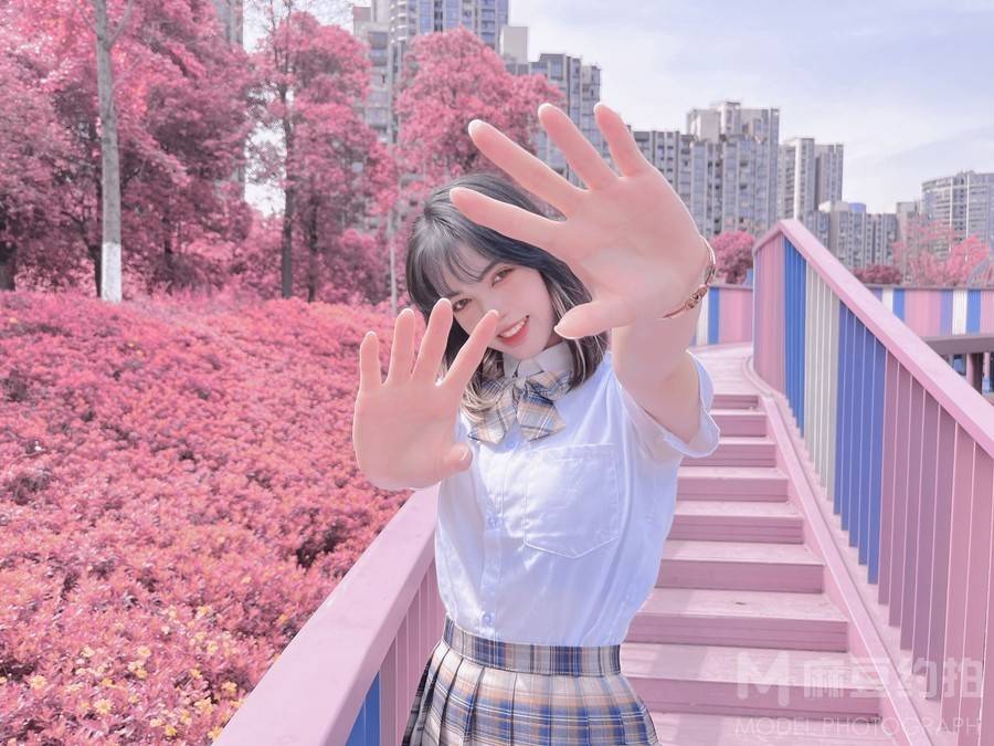 清新模特