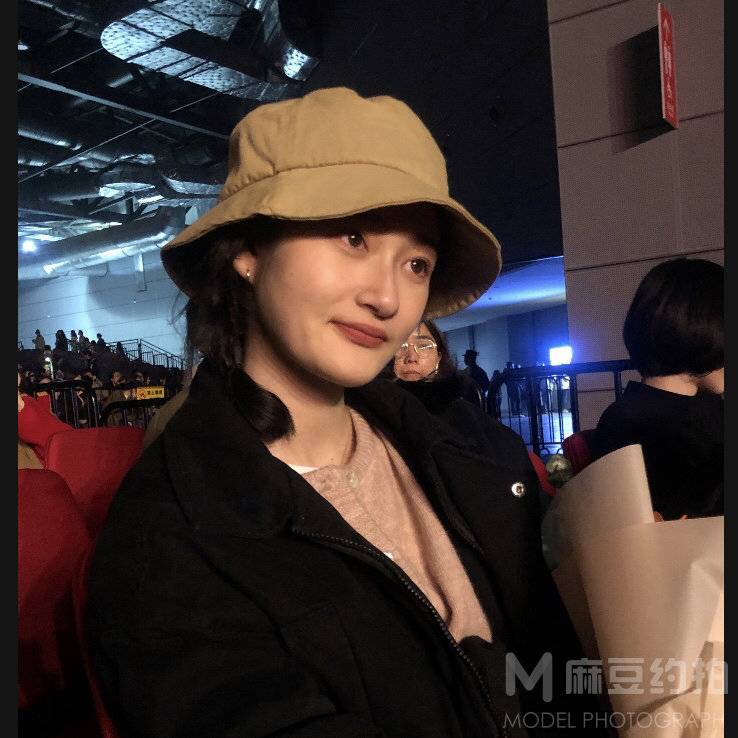 胶片模特