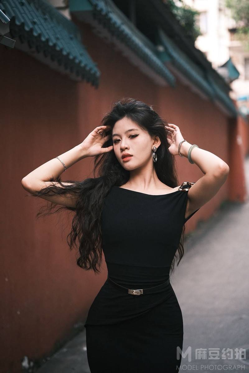 胶片模特