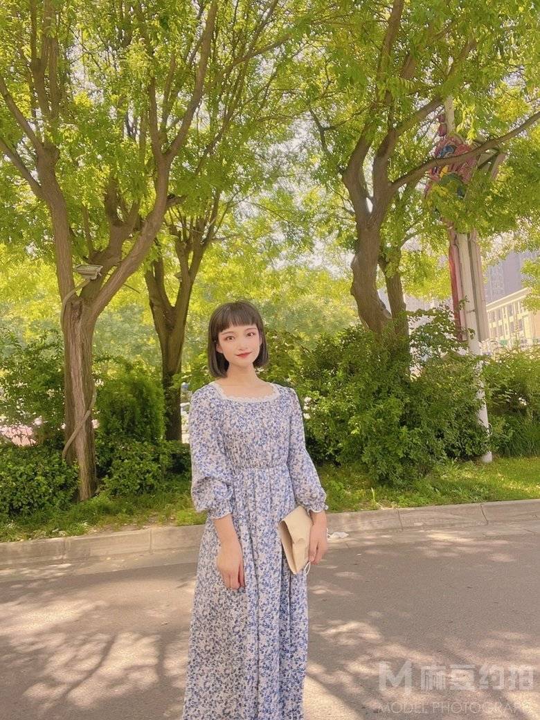 清新模特