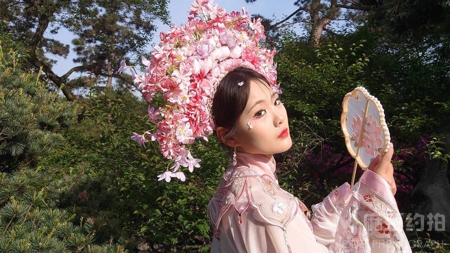 汉服模特