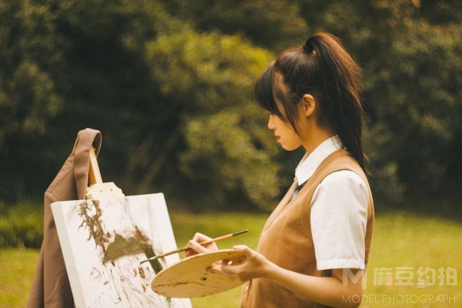 校园模特