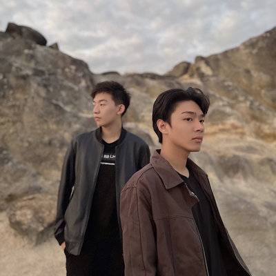 黑白模特