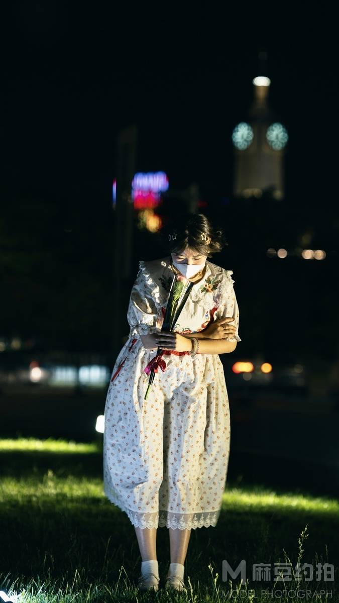 夜景模特