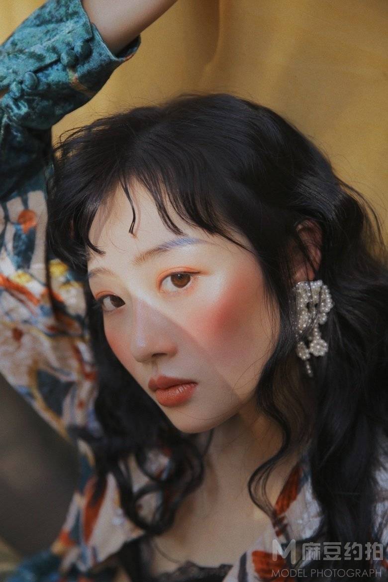 妆容模特