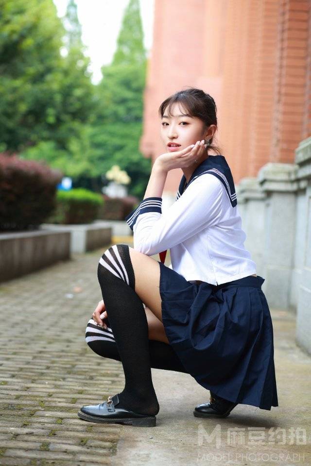 校园模特