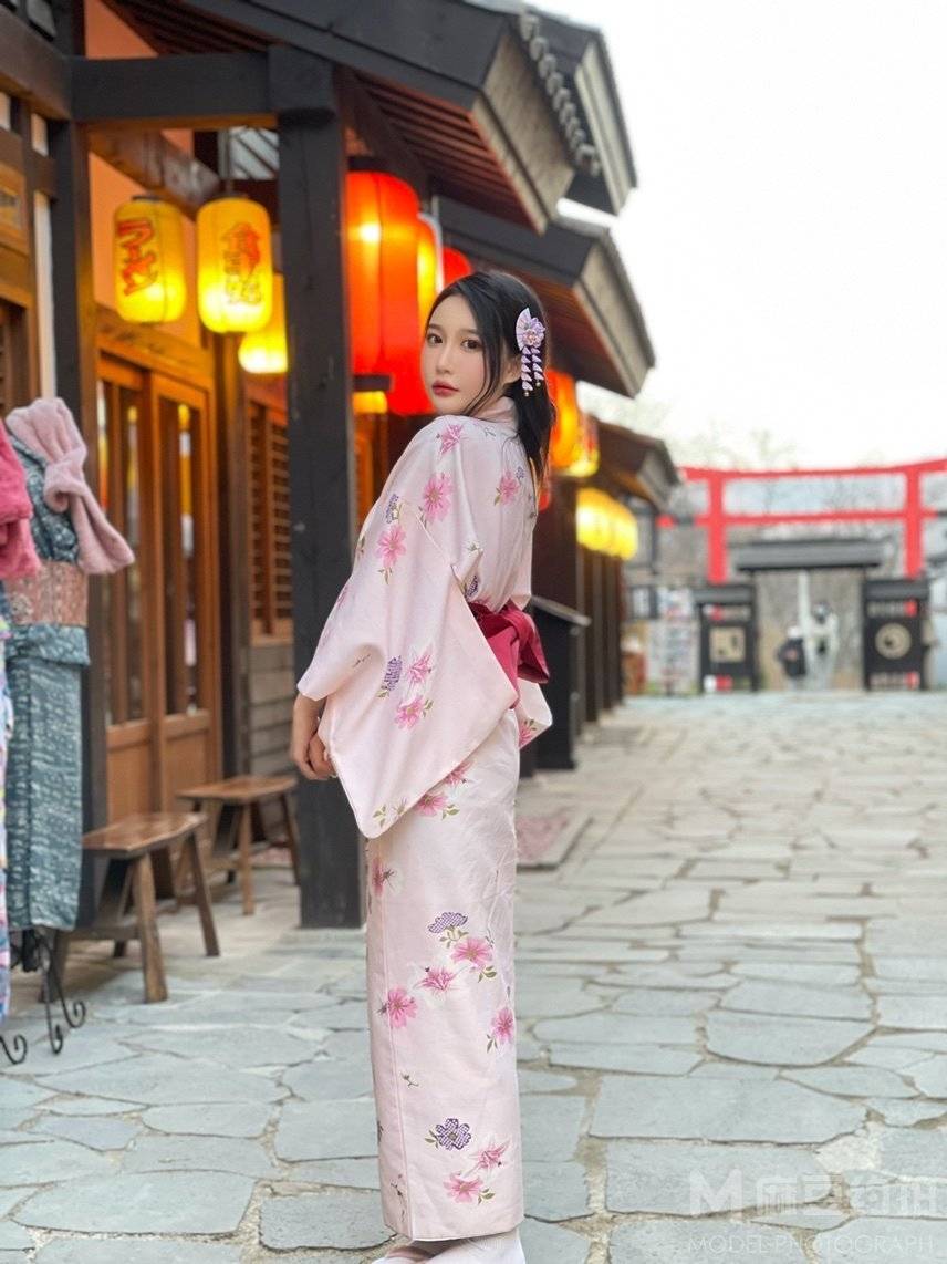 和服模特