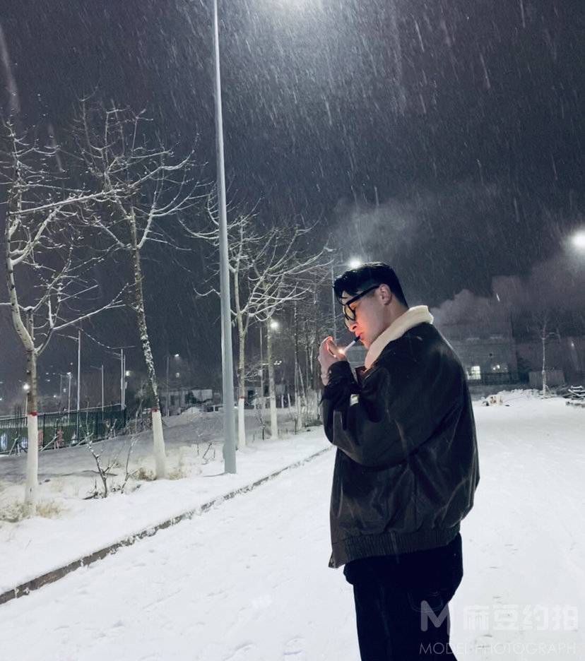 夜景模特