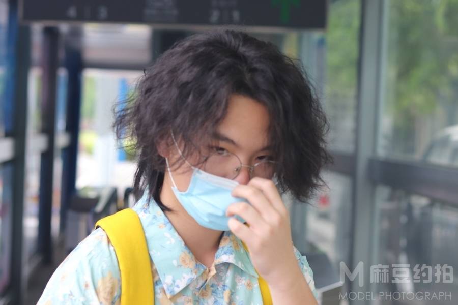 黑白模特