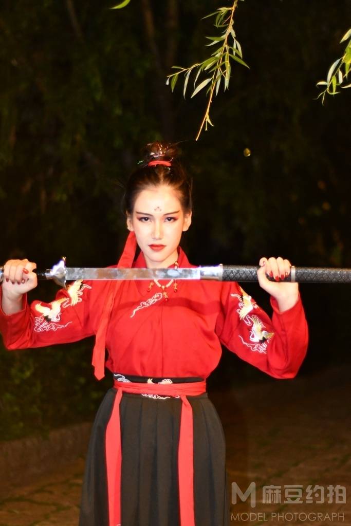 汉服模特