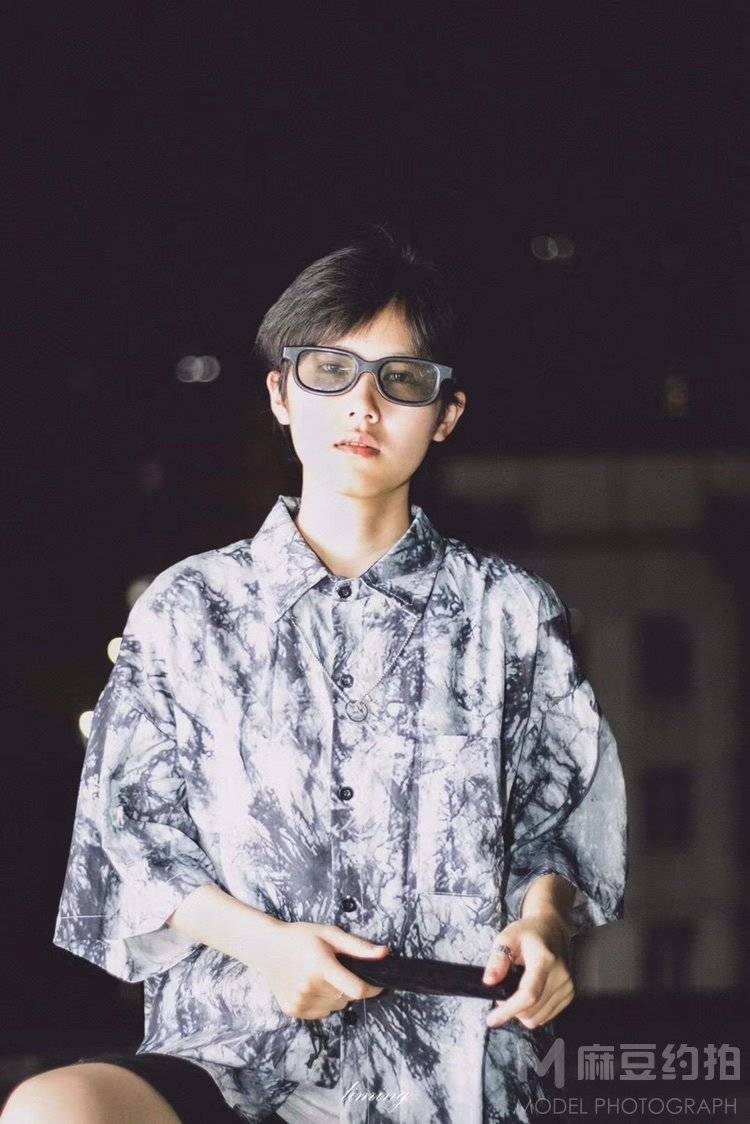 情侣模特