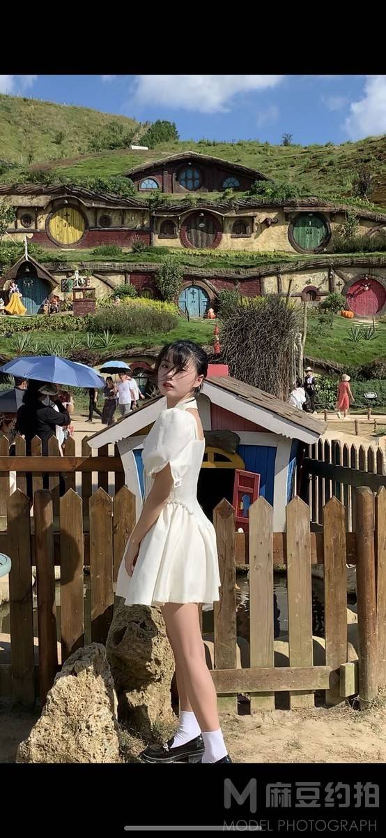 校园模特