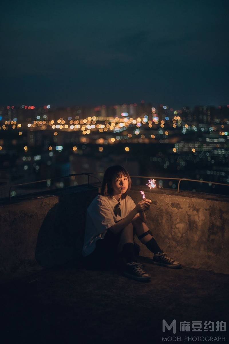 夜景模特