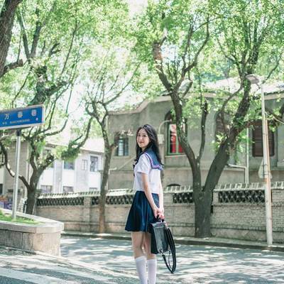 校园模特