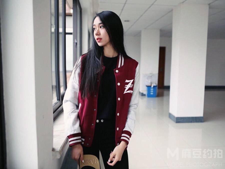 校园模特