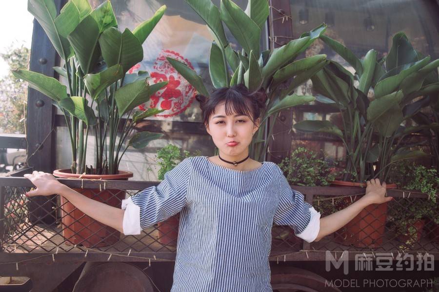 清新模特