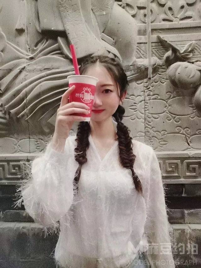 民国模特
