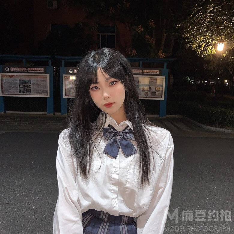 校园模特