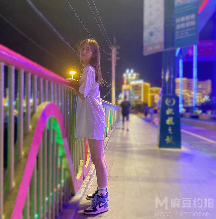 校园模特