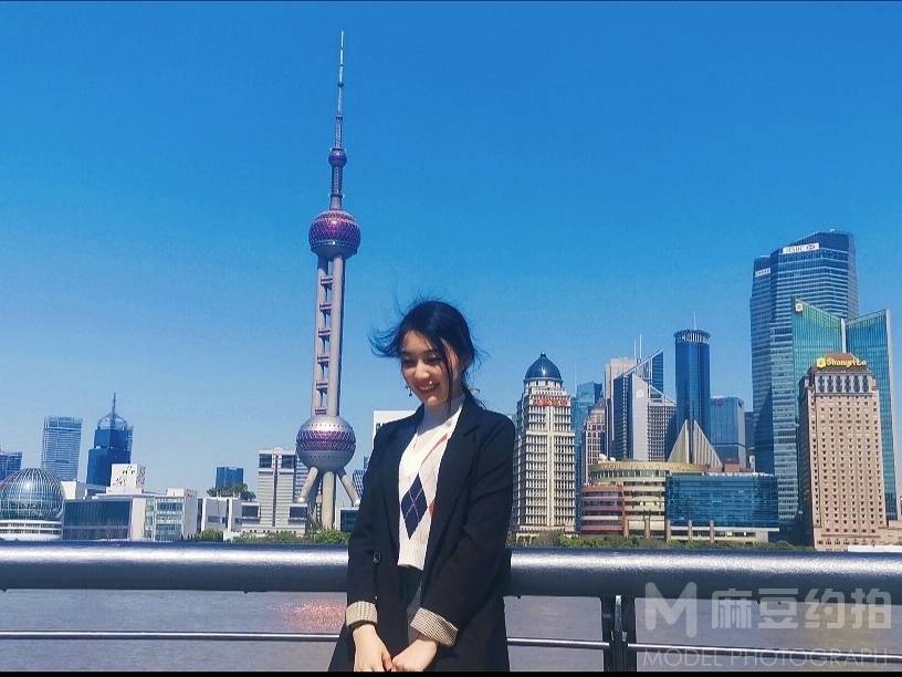 清新模特