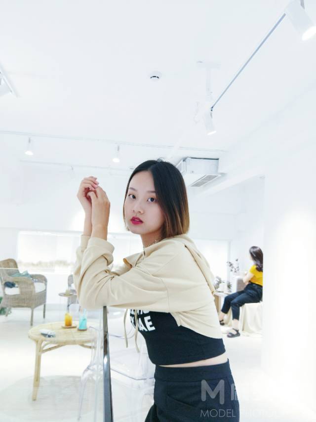 暗黑模特