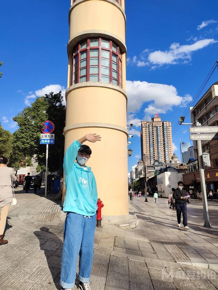 清新模特
