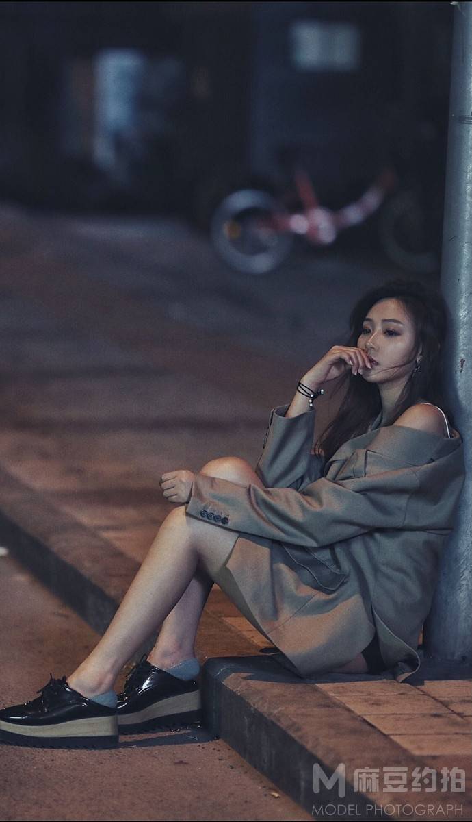 情绪模特