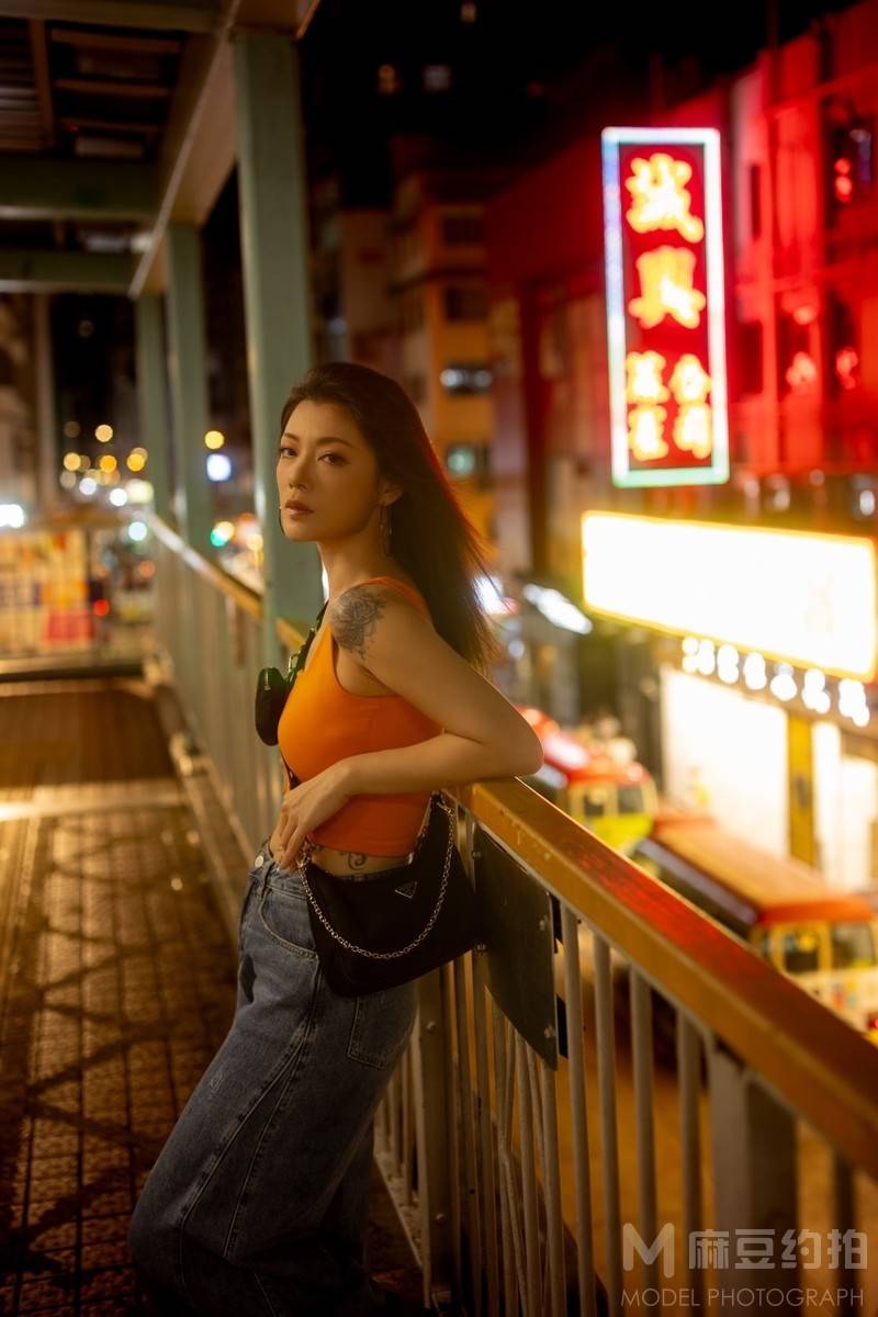 夜景模特