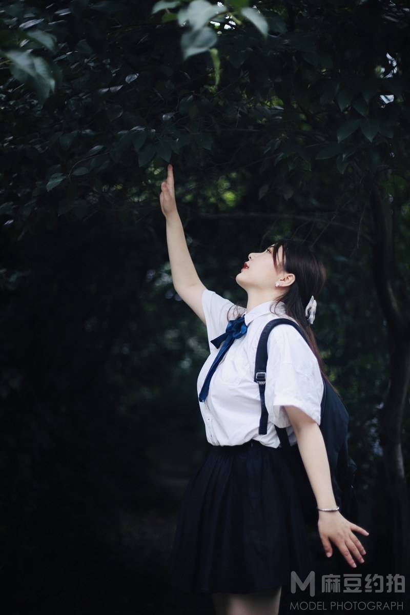 黑白模特