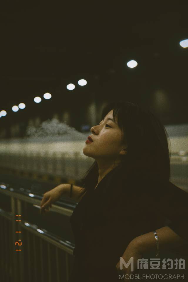 胶片模特