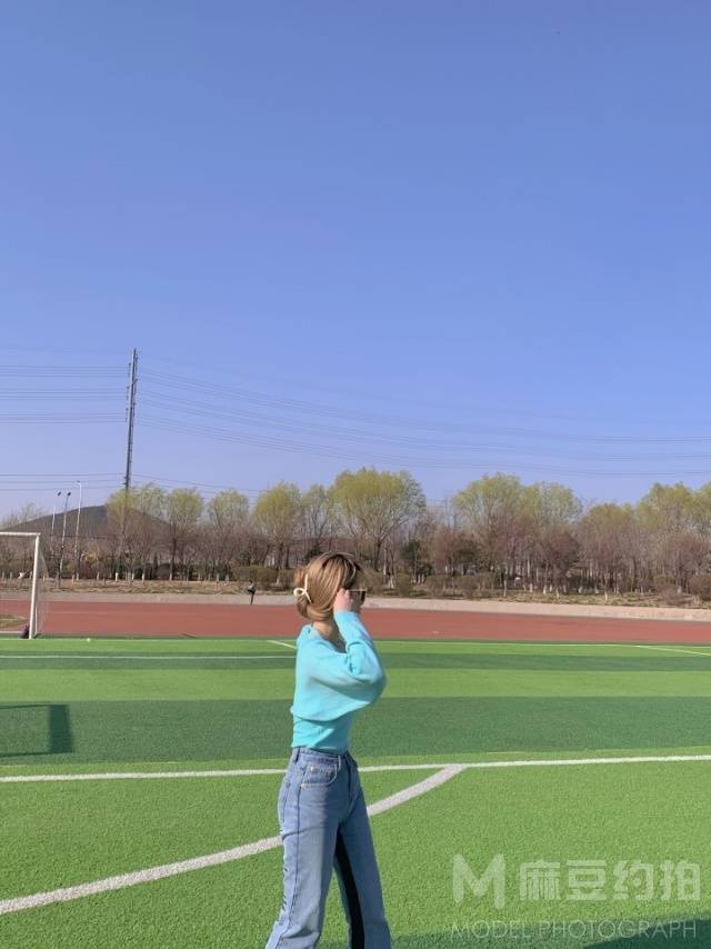 校园模特