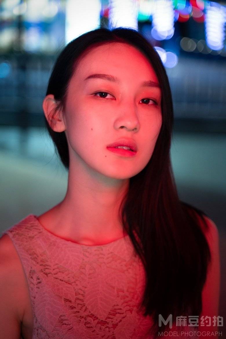 夜景模特