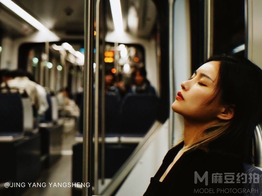 夜景模特
