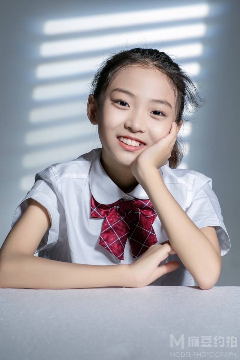 胶片模特