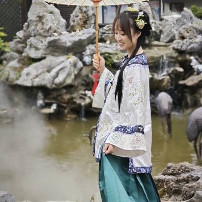 汉服模特