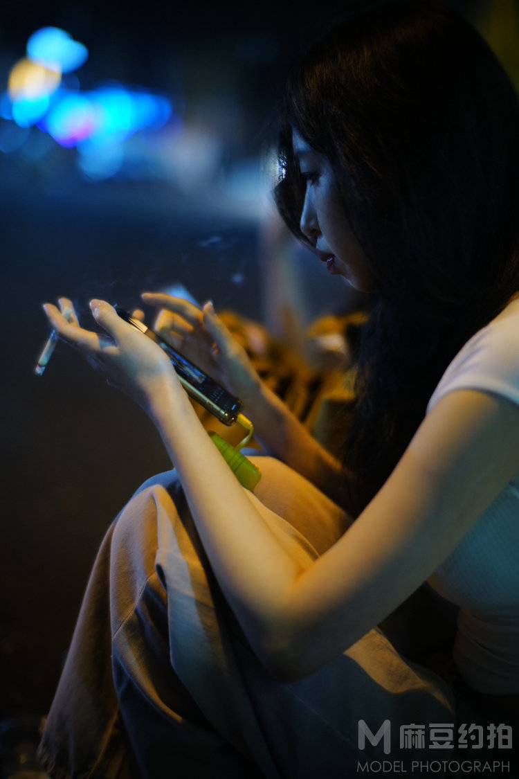 情绪模特