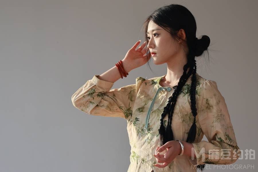 清新模特