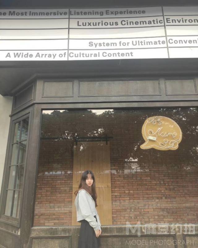 校园模特