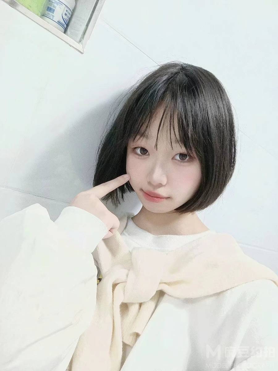 纪实模特