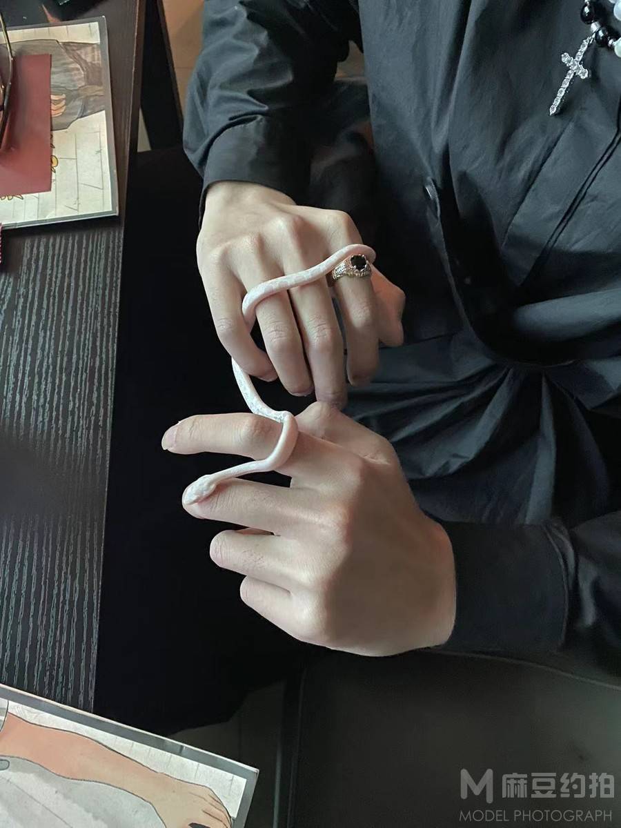 暗黑模特
