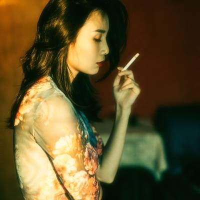 情绪模特