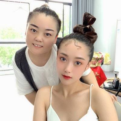 妆容模特