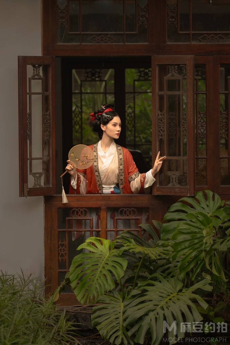 汉服模特