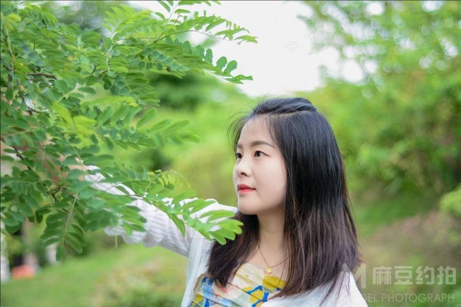 清新模特