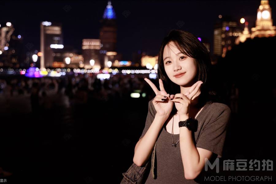 夜景模特