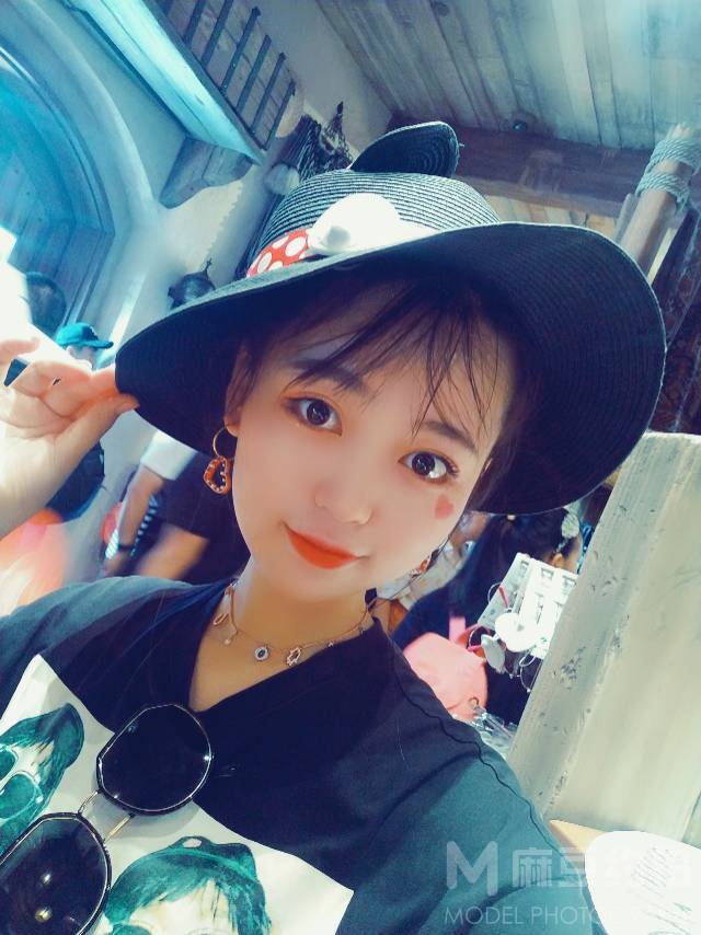 时尚模特